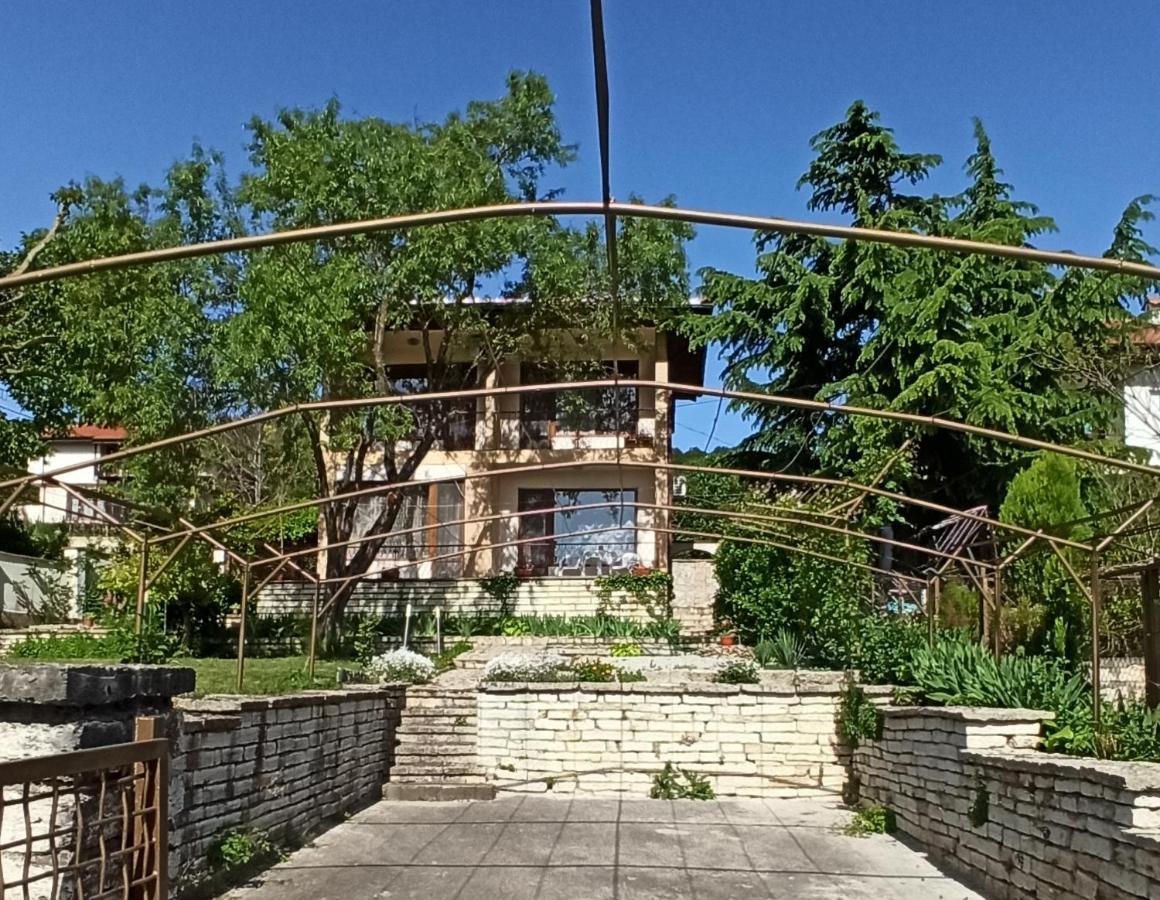 Villa Elina Balcic Exterior foto