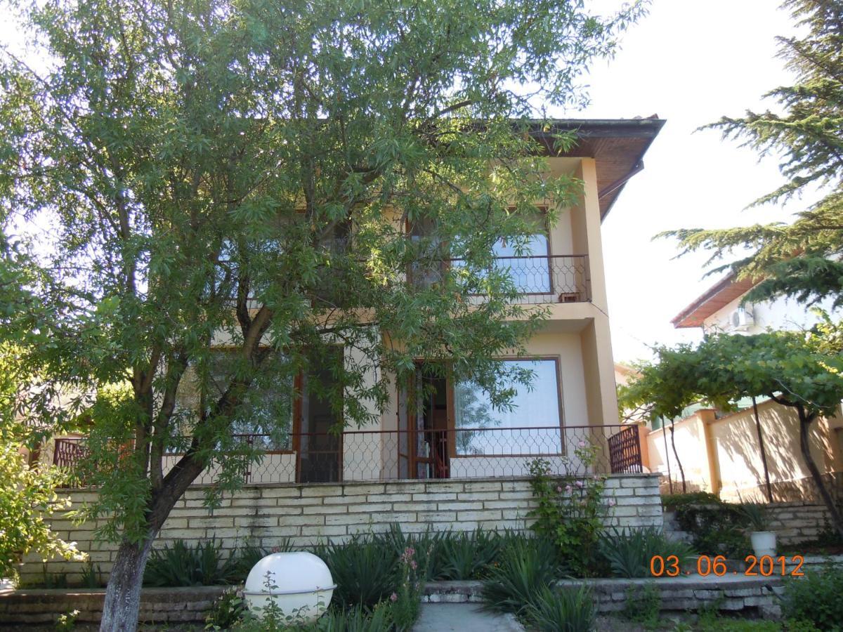 Villa Elina Balcic Exterior foto